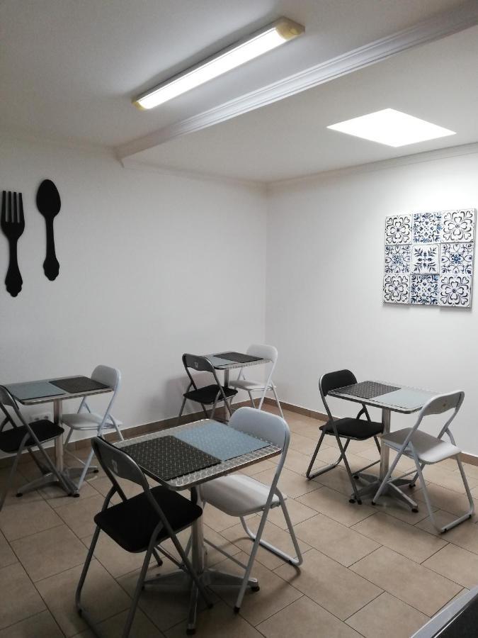 FX Pena Hostel Funchal  Bagian luar foto