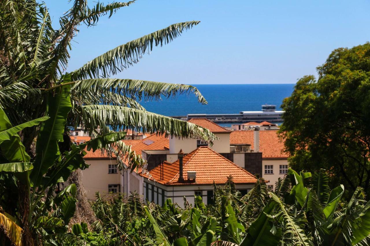 FX Pena Hostel Funchal  Bagian luar foto