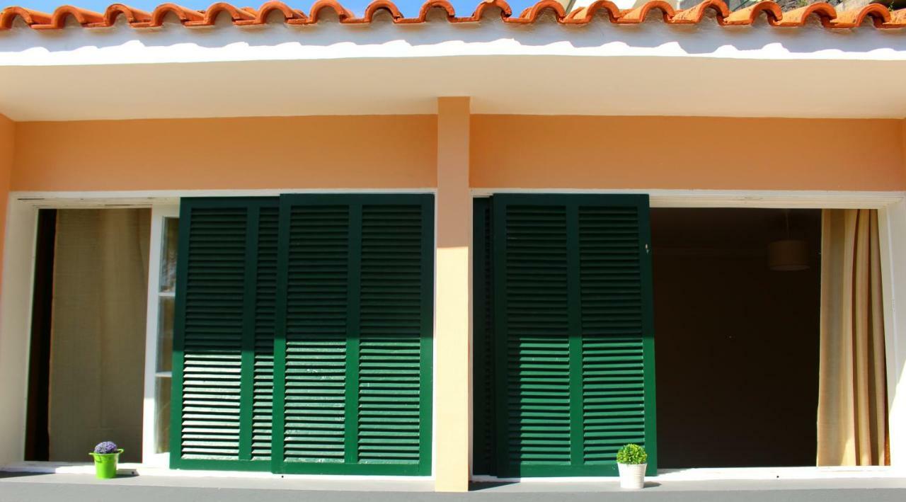FX Pena Hostel Funchal  Bagian luar foto